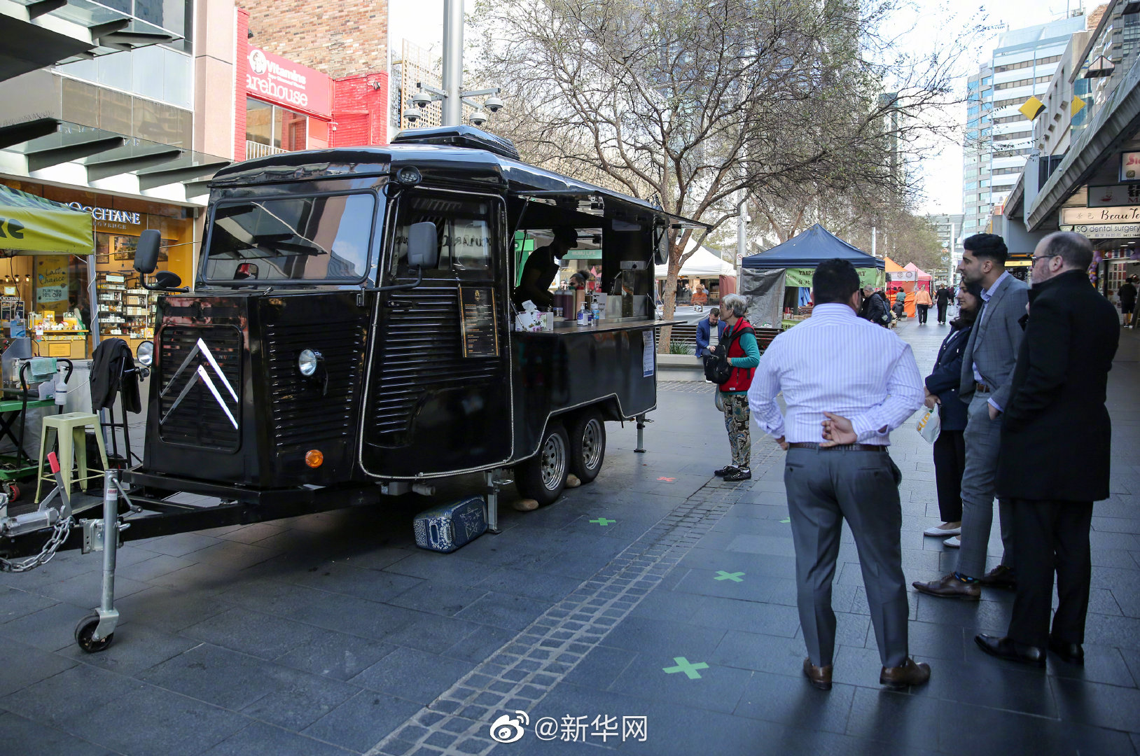 #悉尼将向入境者征收隔离费#