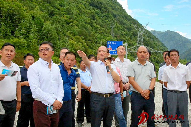 张晓鸣,迪友堆,李坤珍等领导及各县(市)党政主要领导,州县(市)有关