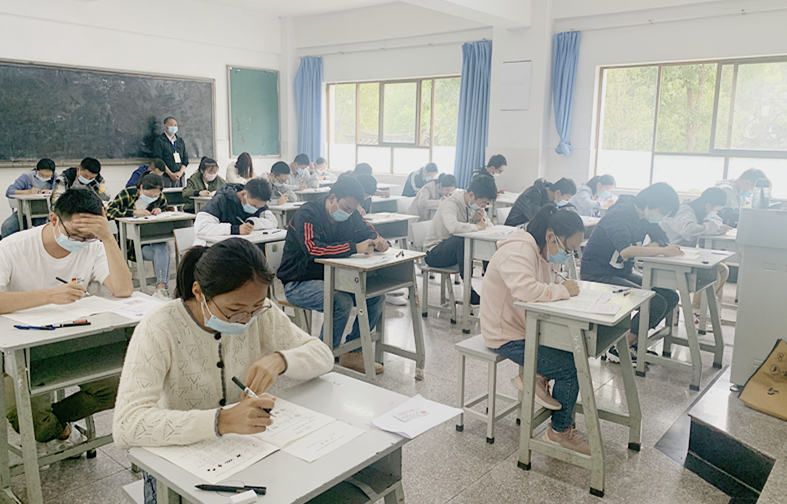 丽江公务员招录笔试开考最热岗位竞争比7291