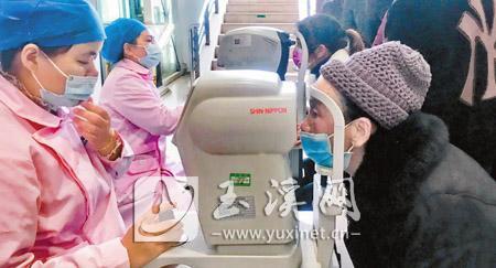 今年1900余人受益“慈善玉溪光明行”项目