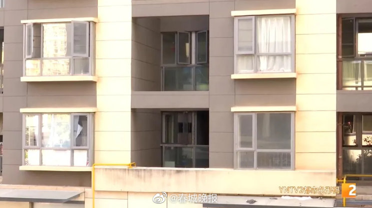 昆明女子遭遇起床惊魂：醒来看到陌生男子正在屋里翻东西！