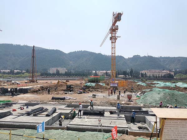 秀山一小新校区建设顺利推进