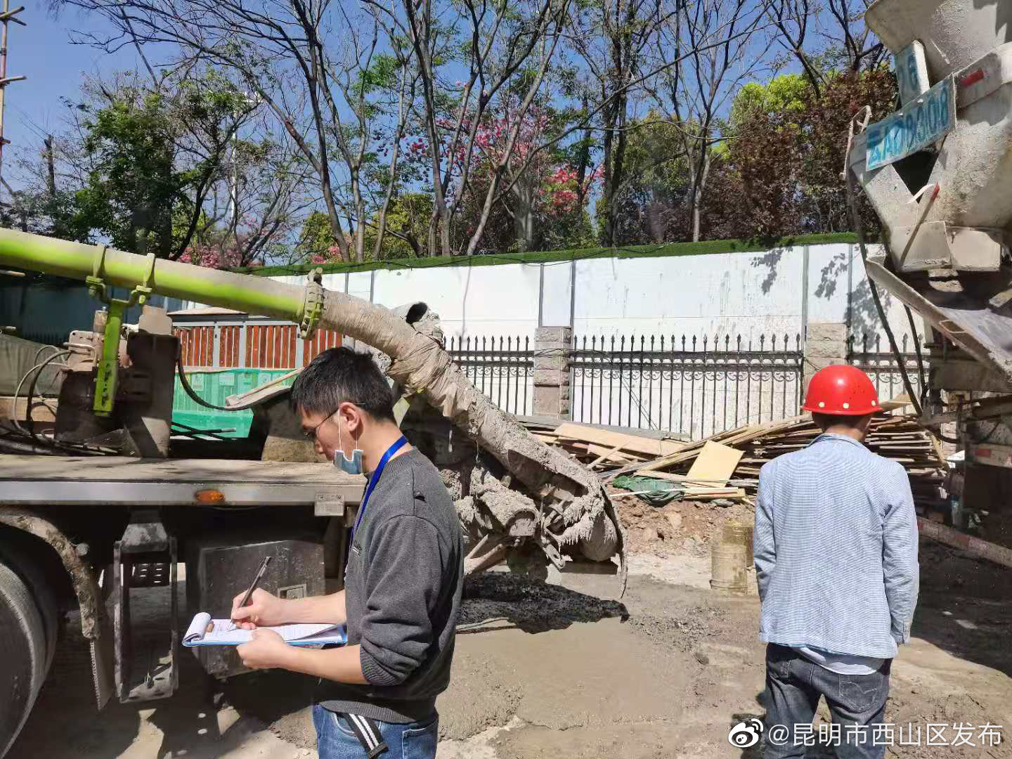 “昆明市西山区发布”微博