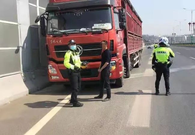 昆明交警(微信)