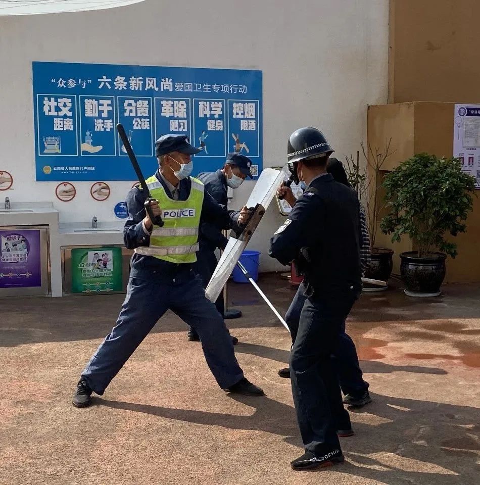 昆明呈贡新区第四小学(微信)