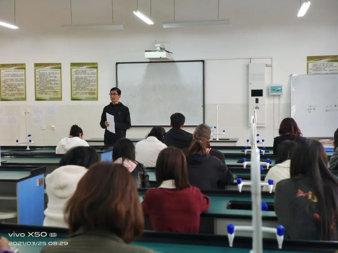 昆明呈贡新区第四小学(微信)