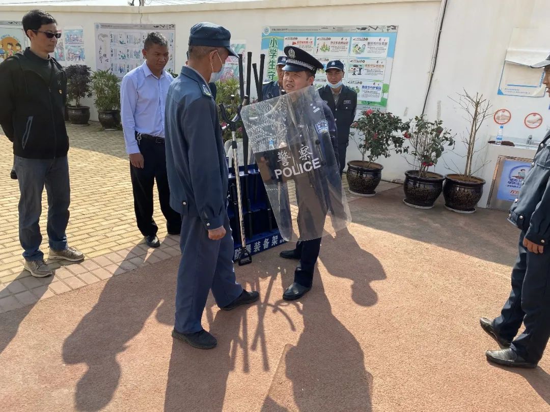 昆明呈贡新区第四小学(微信)