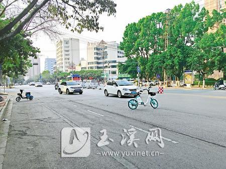 曝光台|这样停车要不得