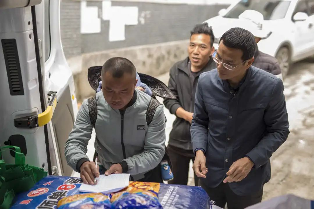 红河日报(微信)