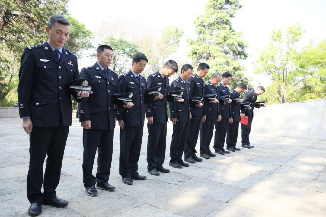 盘龙警方(微信)