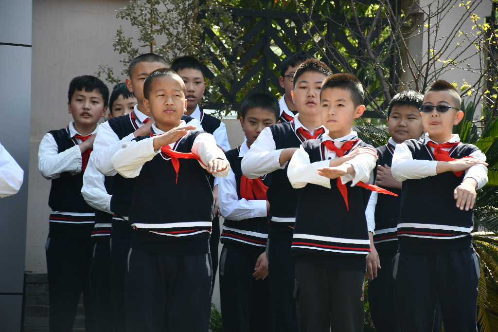 昆明市盘龙区东华小学(微信)
