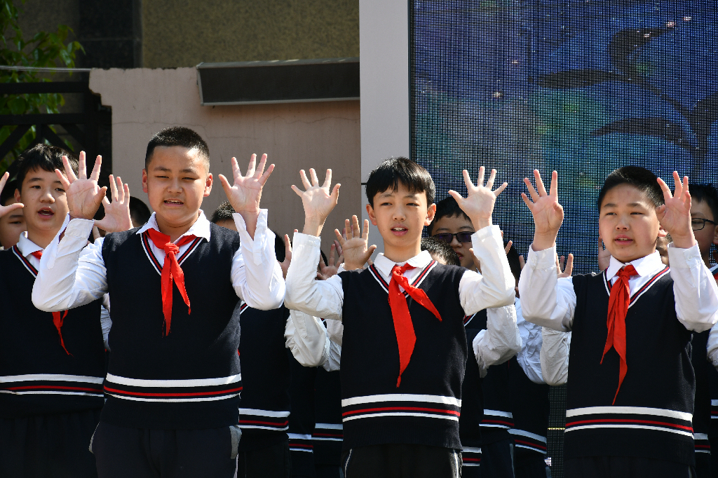 昆明市盘龙区东华小学(微信)
