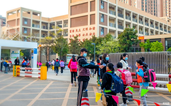 春城晚报(微信)