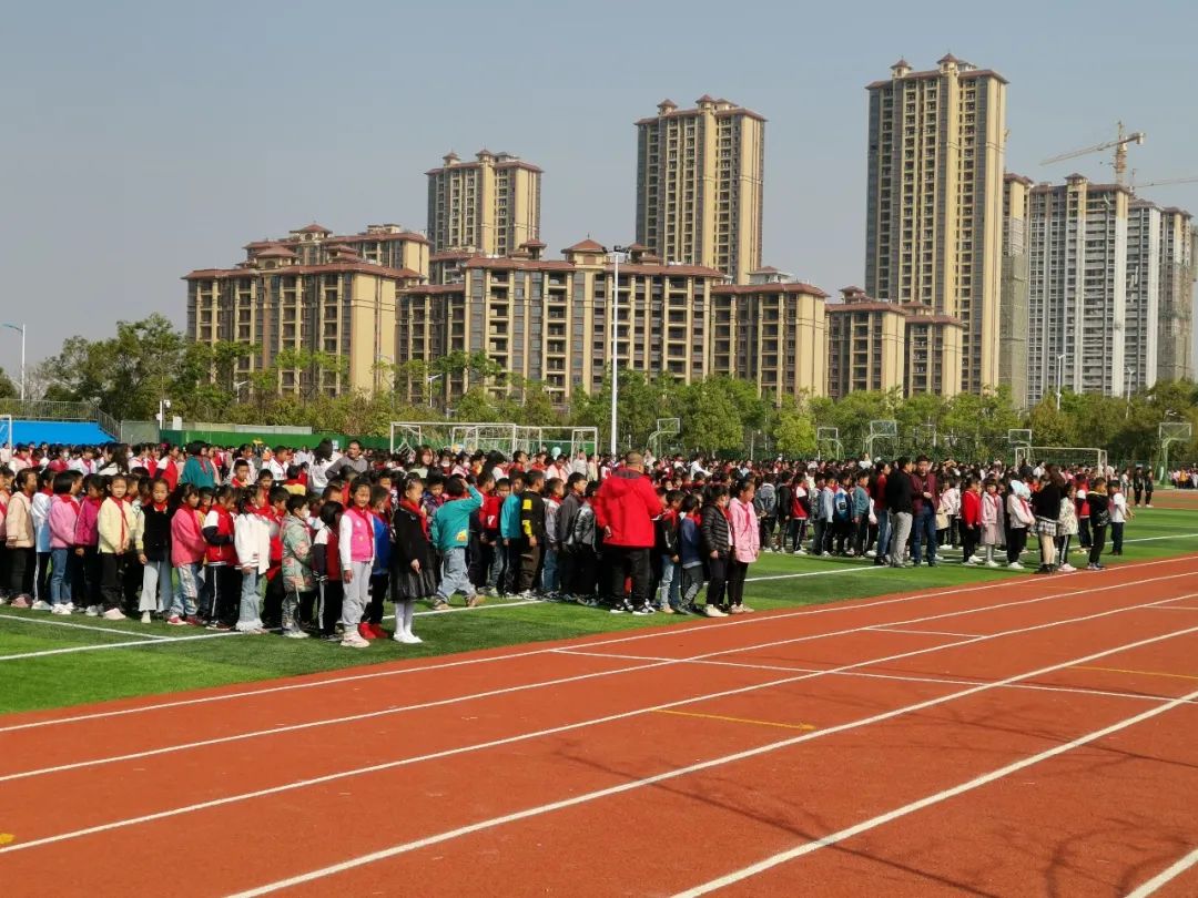 昆明高新第四小学(微信)