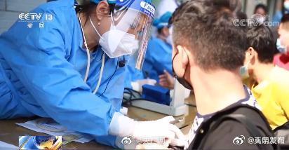 千名缅语翻译志愿者投入瑞丽疫情防控，为缅籍人士接种提供服务