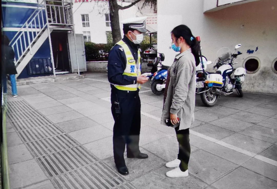 昆明交警(微信)