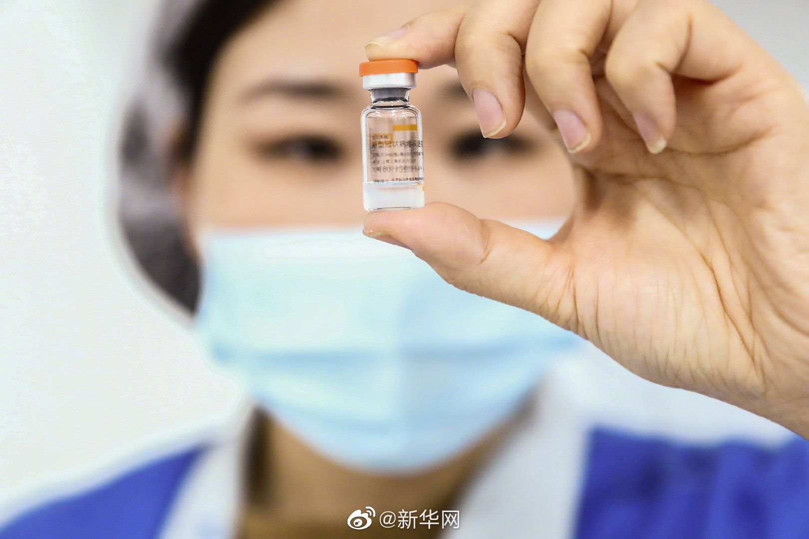 新冠病毒疫苗保护期多长？病毒变异了怎么办？权威回应来了