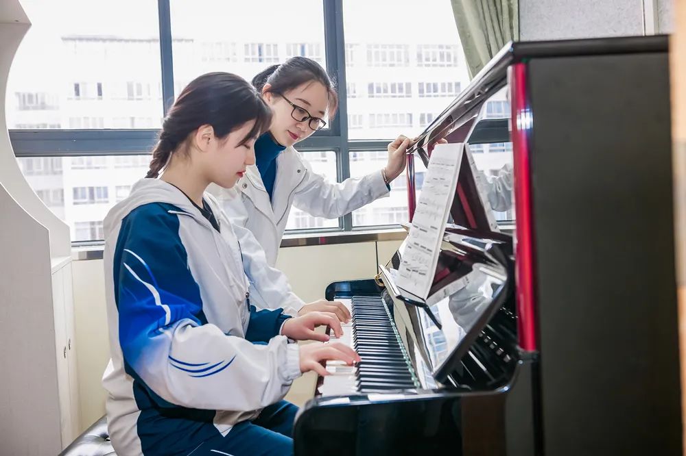 盘龙教育(微信)