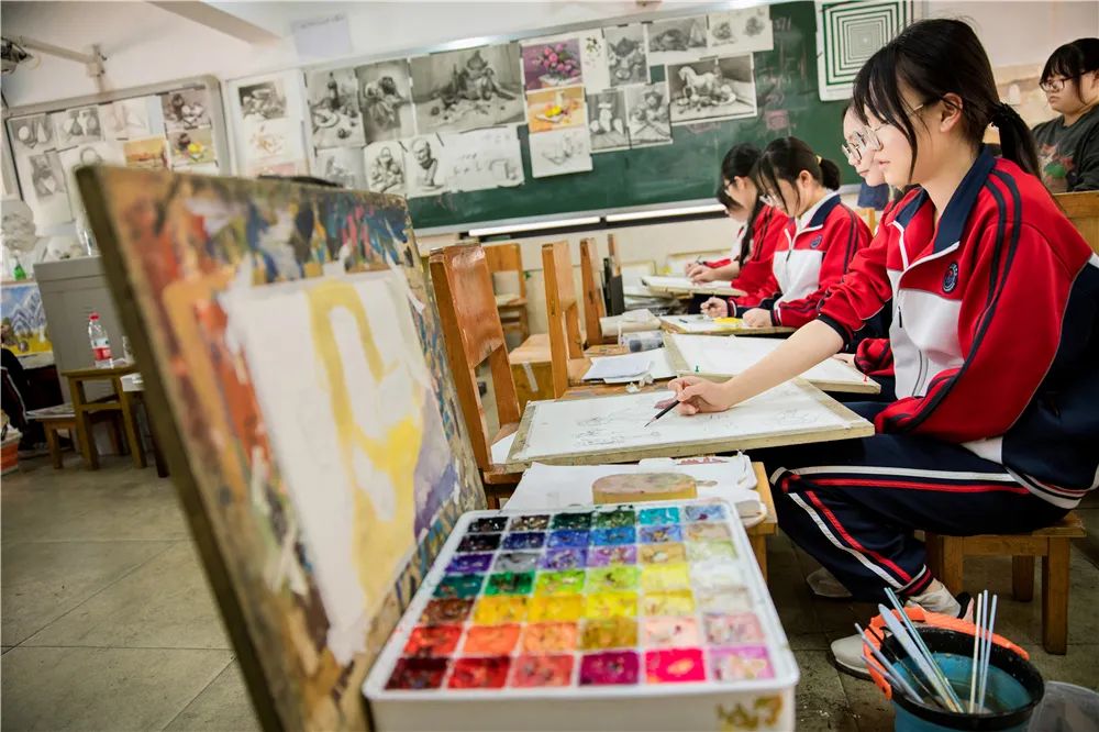 盘龙教育(微信)