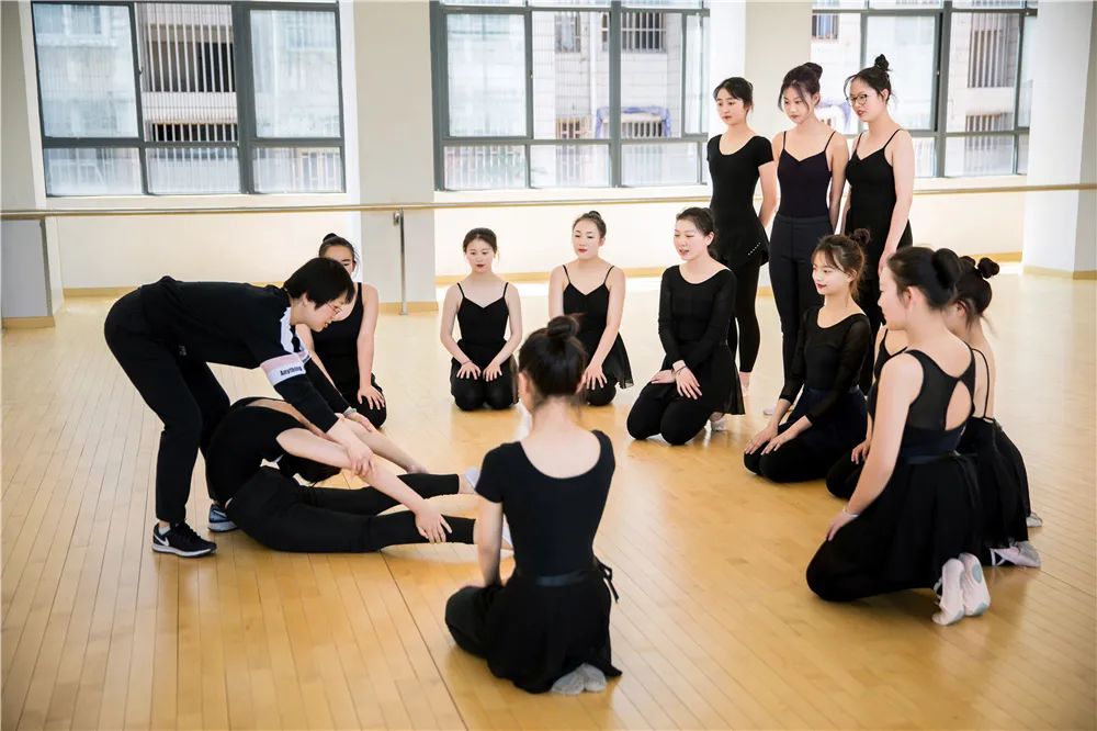 盘龙教育(微信)