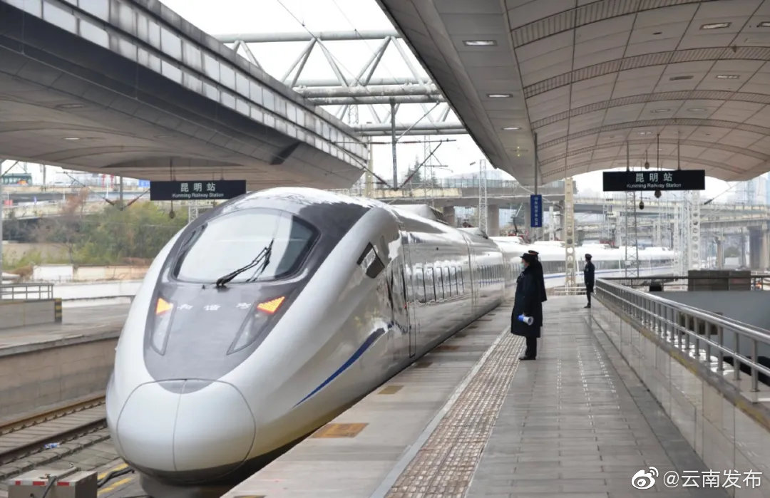 “五一”假期 铁路部门增开和重联多趟列车