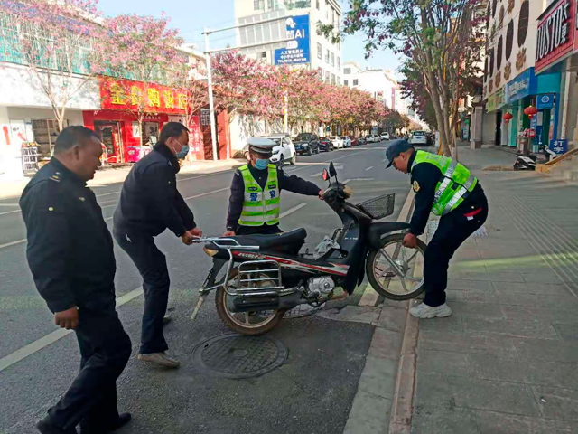 云南法制报(微信)