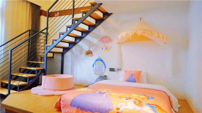 红河文旅(微信)