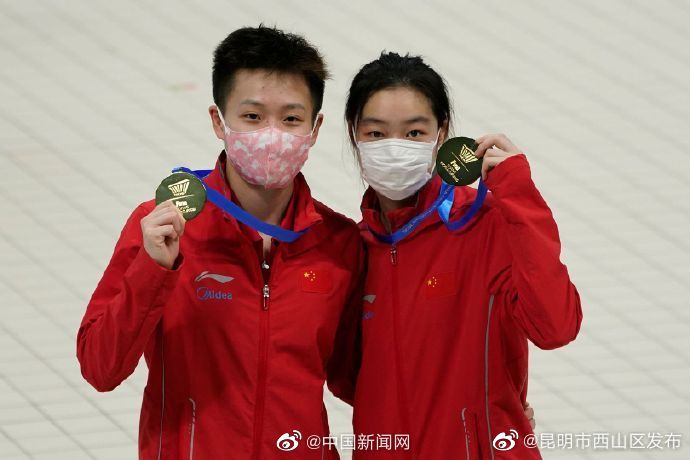 跳水世界杯中国队夺首金