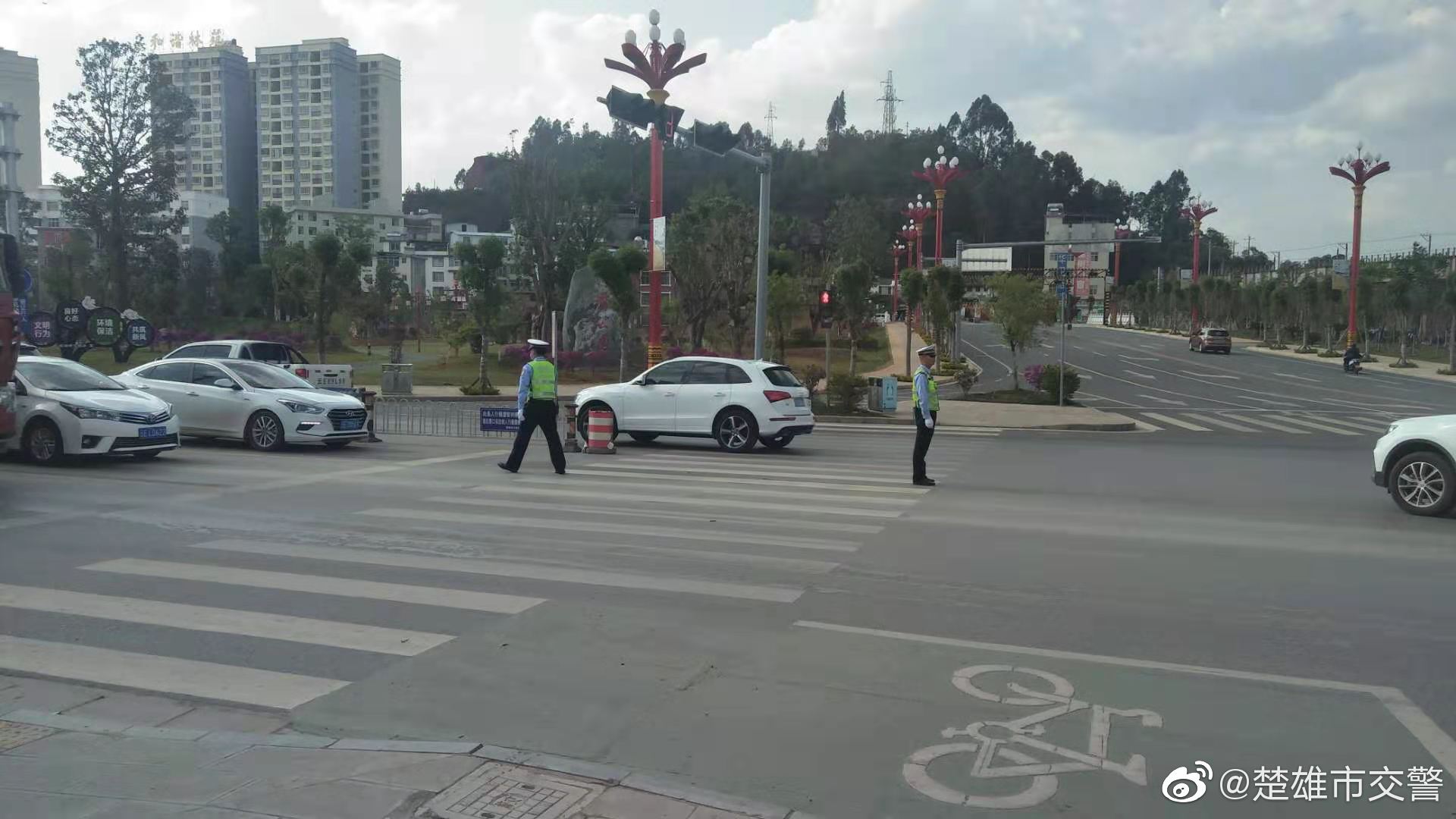 楚雄市交警微博