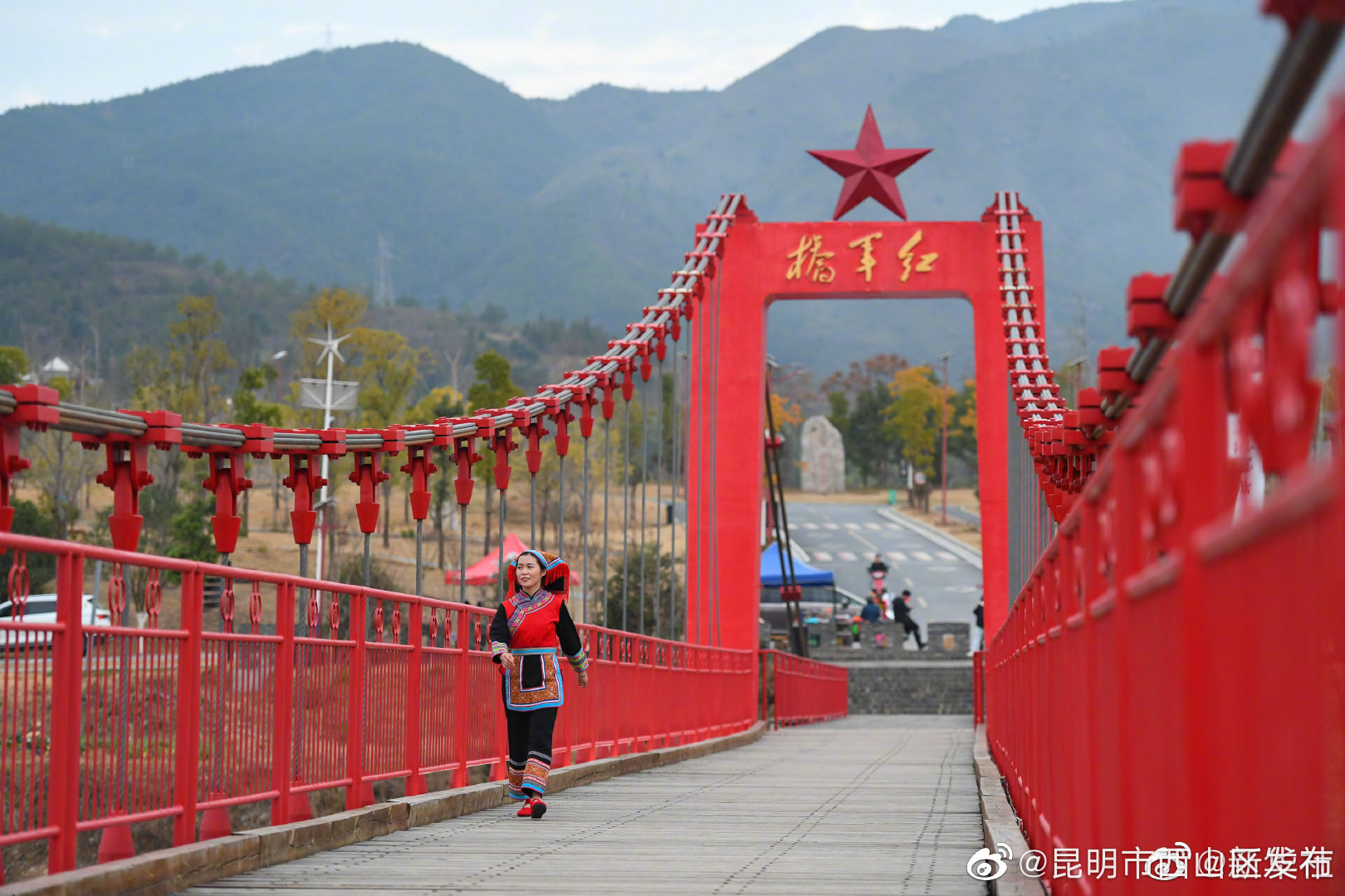“昆明市西山区发布”微博