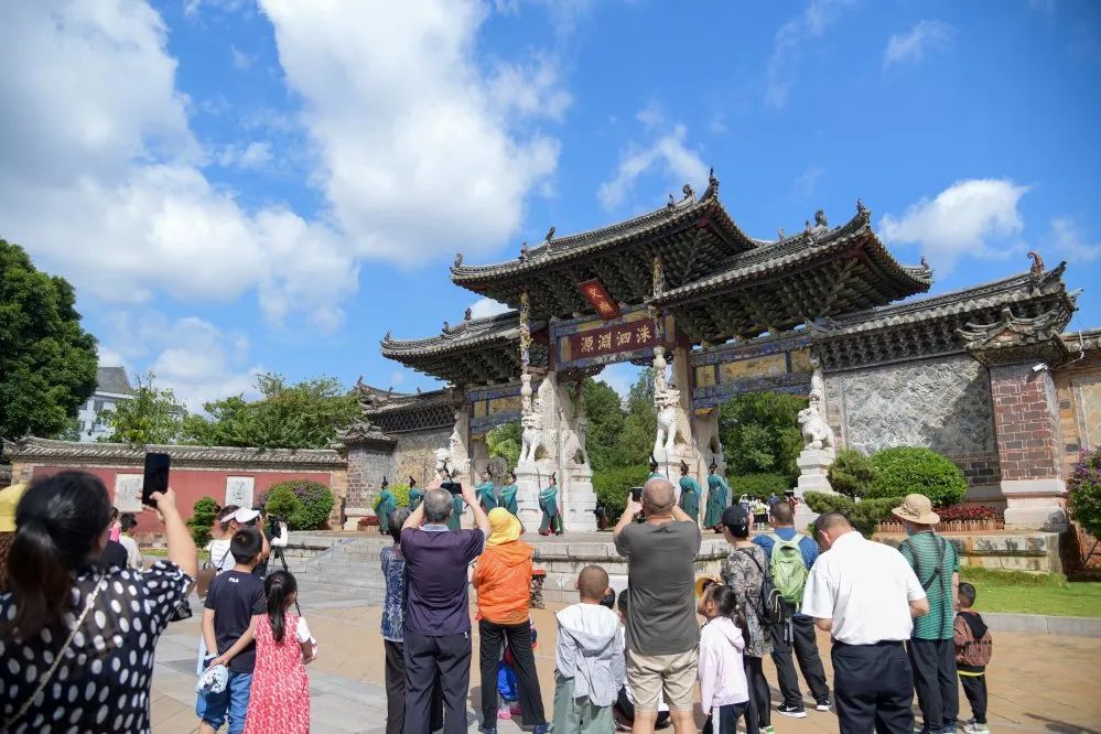 红河日报(微信)