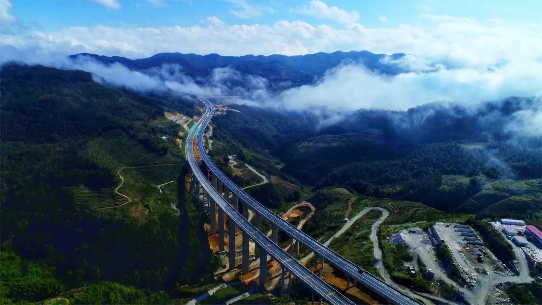红河文旅(微信)