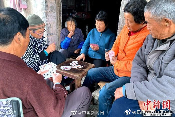 国家统计局：中国仍处于轻度老龄化阶段