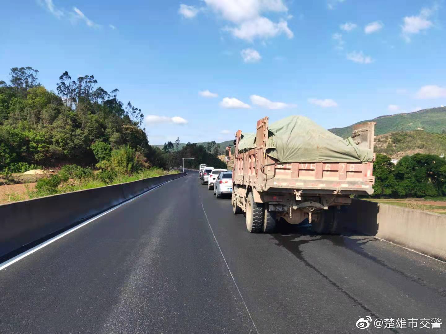 楚雄市交警微博