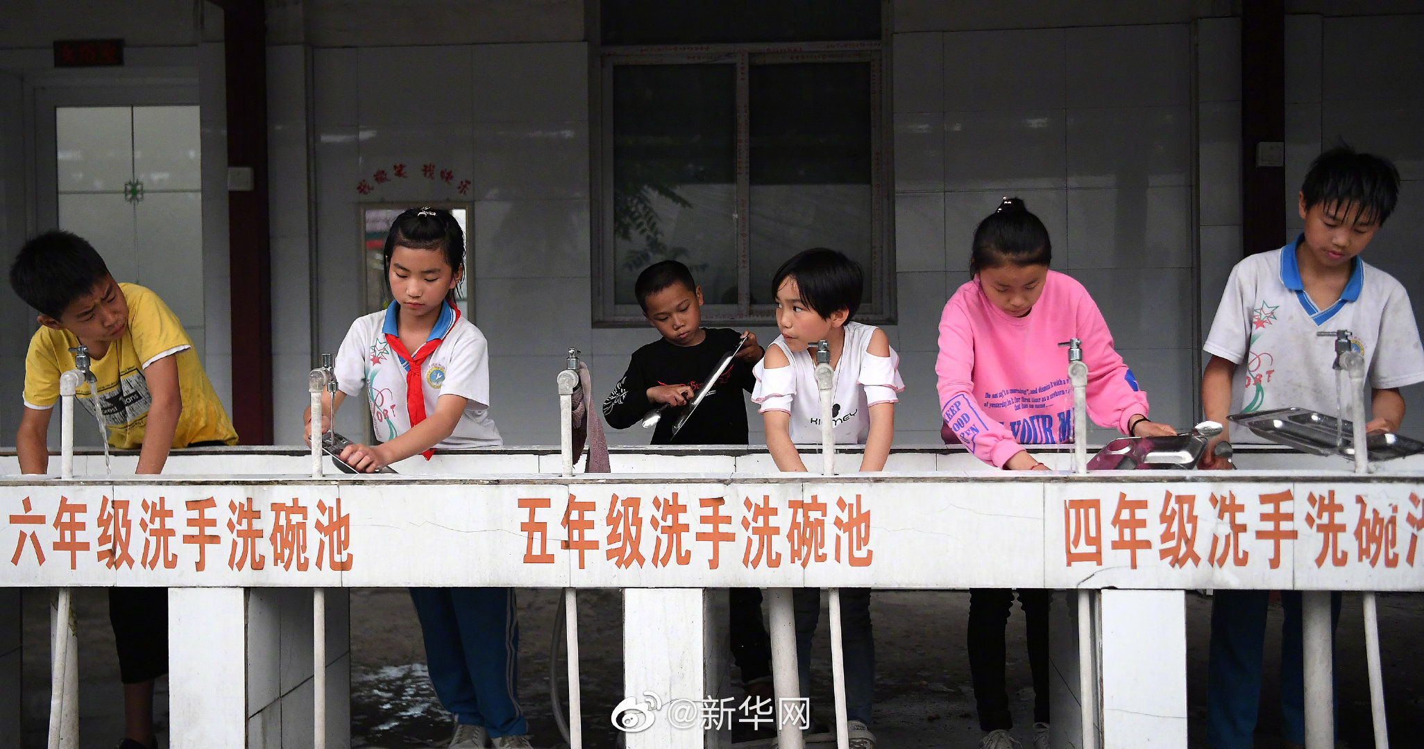 我国已有27.4万名“事实孤儿”被纳入保障范围