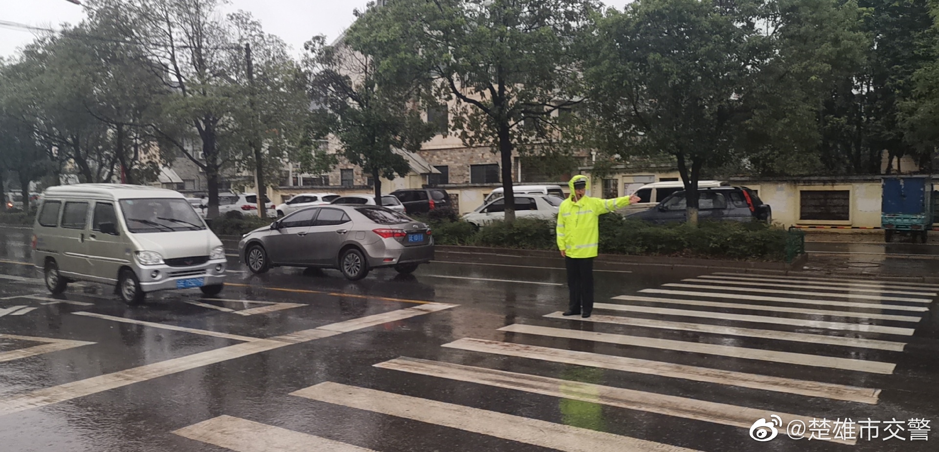 高考第二日 出行请注意