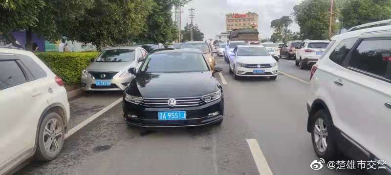 楚雄市交警微博