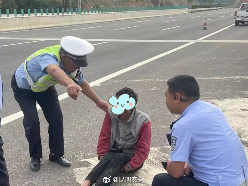 昆明交警微博