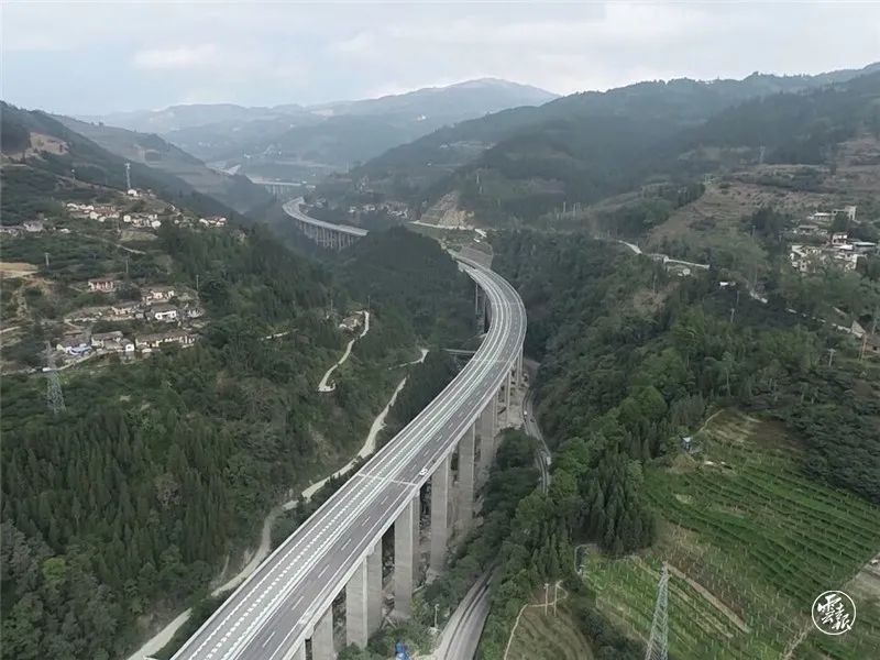 云南法制报(微信)