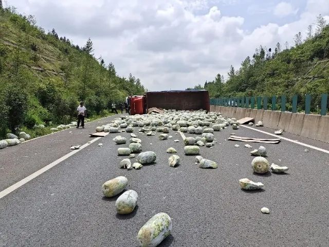春城晚报(微信)