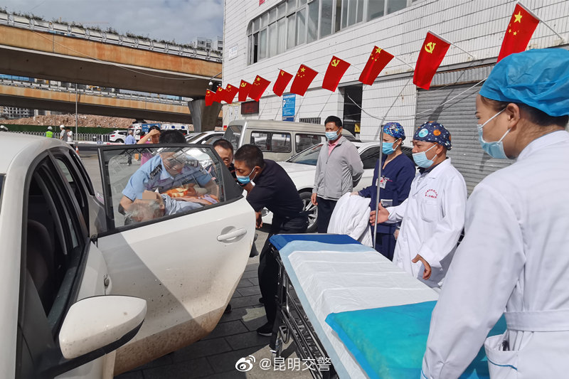 昆明交警微博
