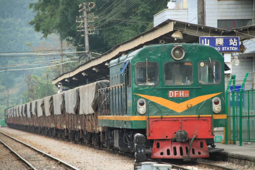 昆明铁路(微信)