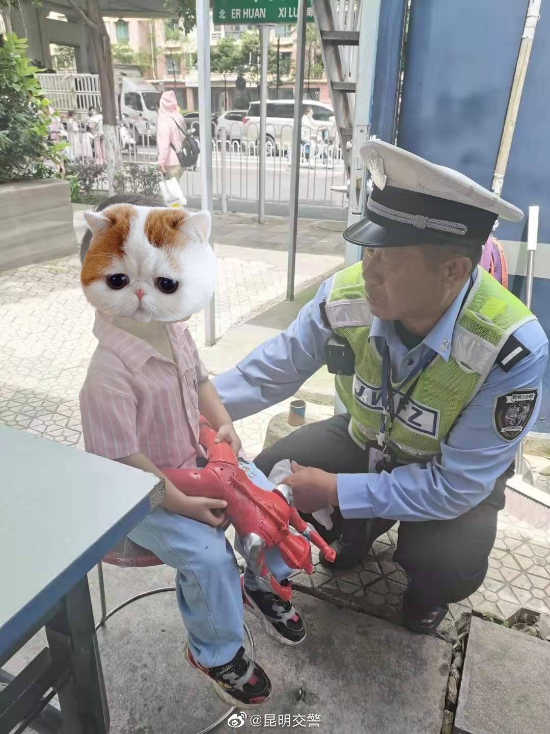 昆明交警微博