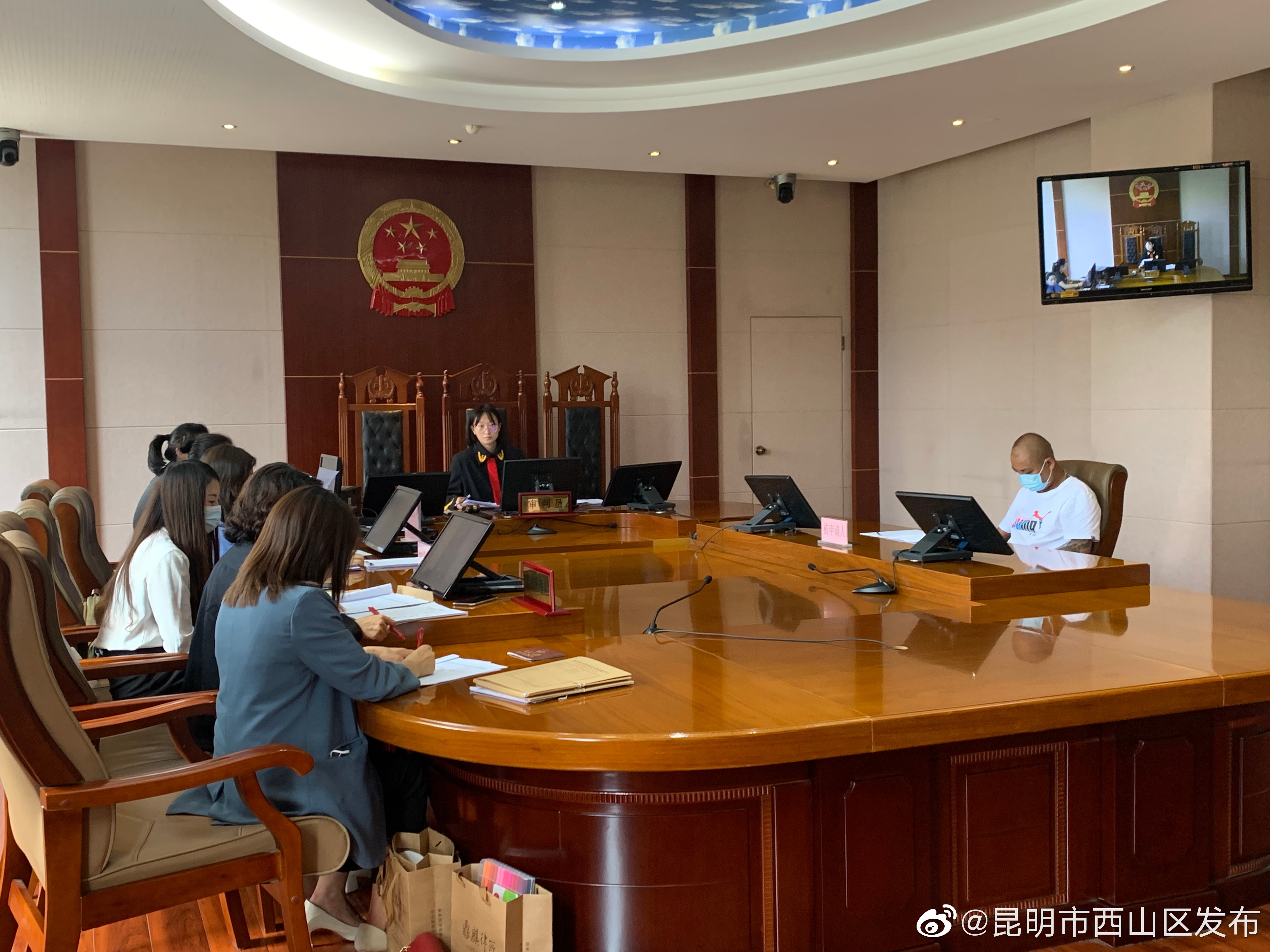 “昆明市西山区发布”微博