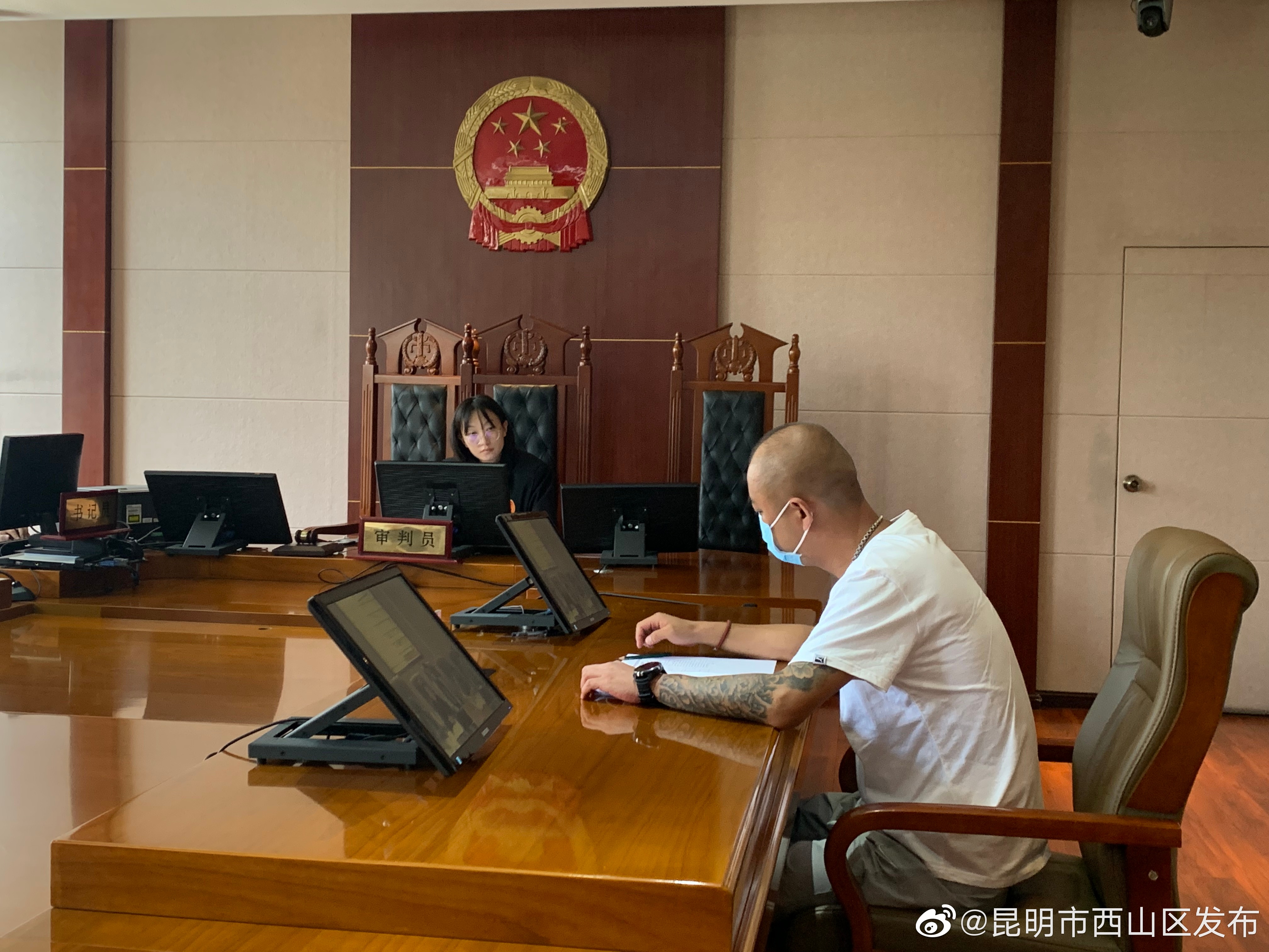 “昆明市西山区发布”微博