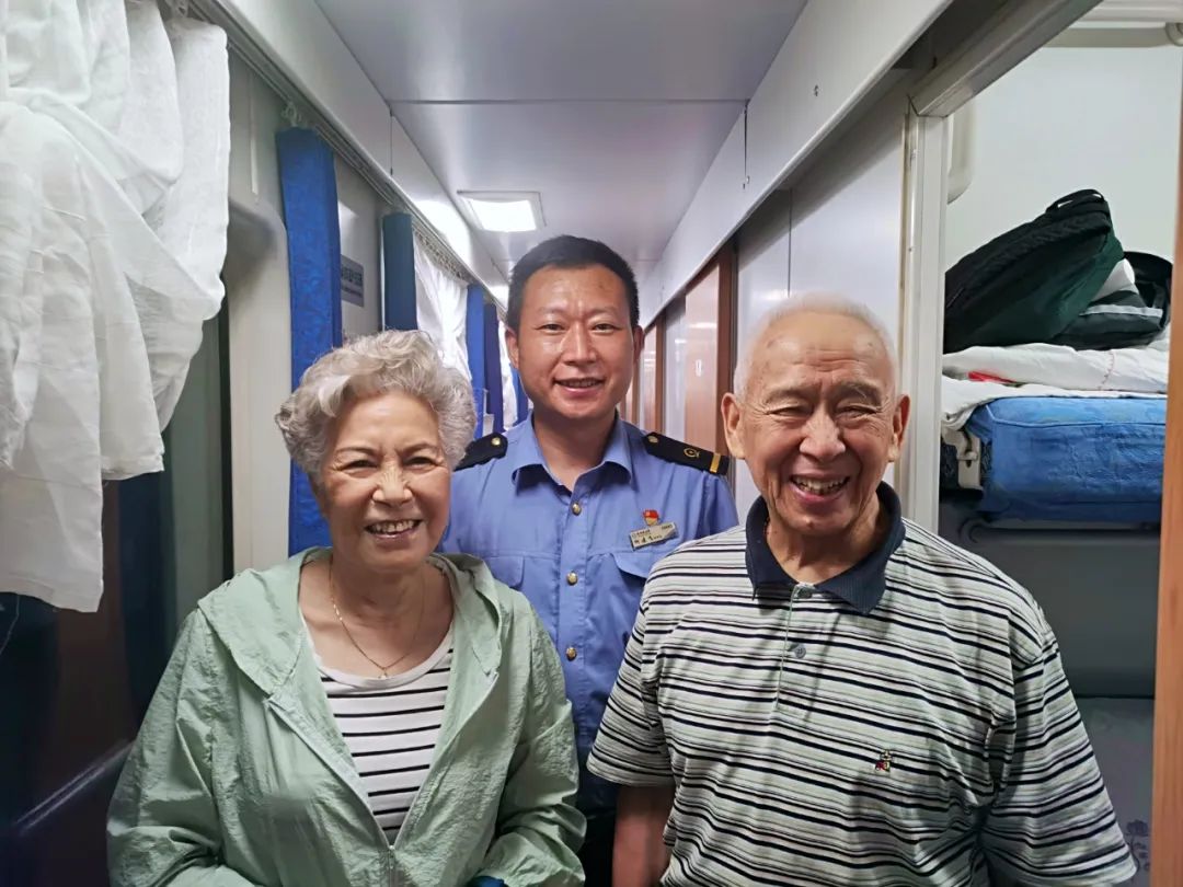 昆明铁路(微信)