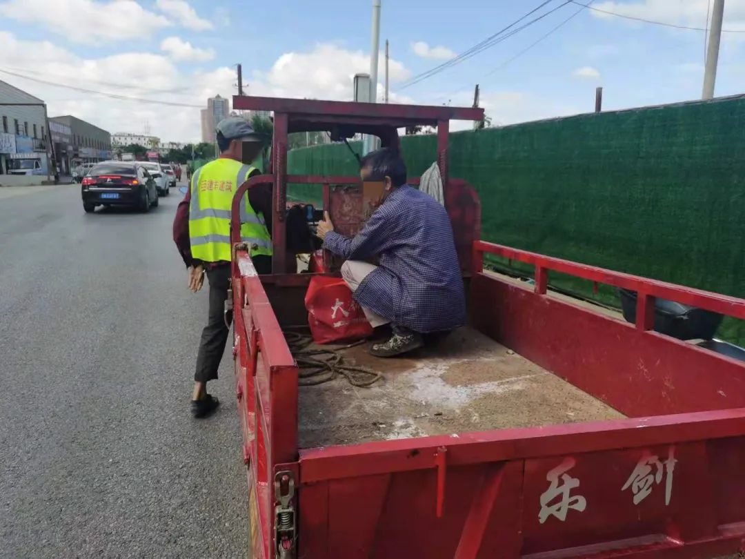 富民交警(微信)