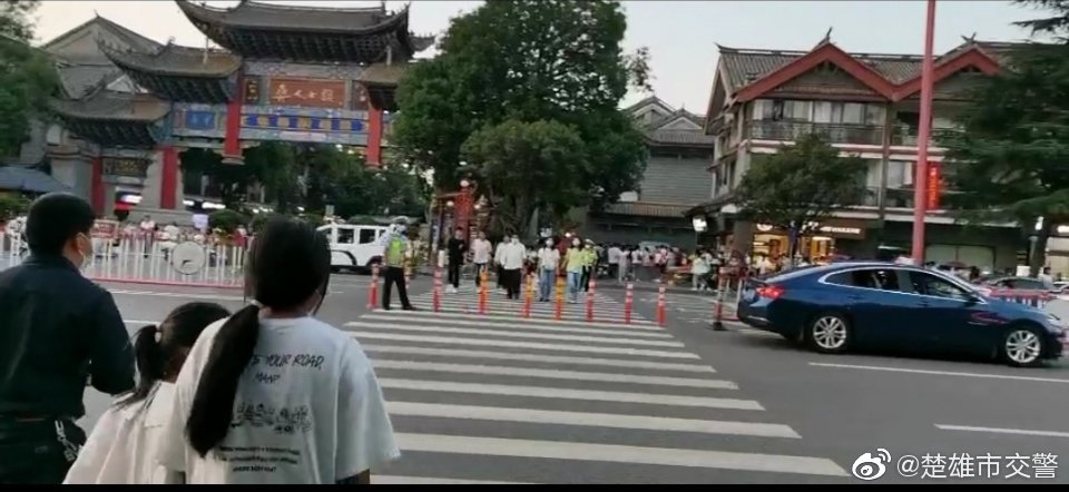 楚雄市交警微博