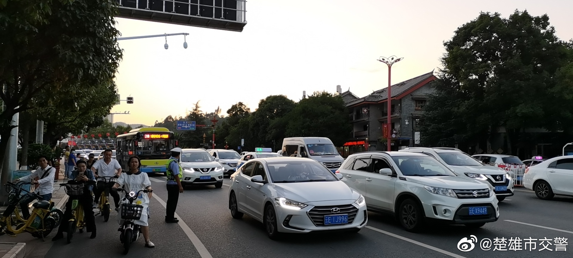 楚雄市交警微博