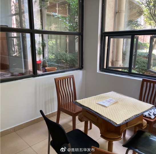 鑫世社区党委为民办实事：小区活动室“焕然一新” 居民幸福感大提升